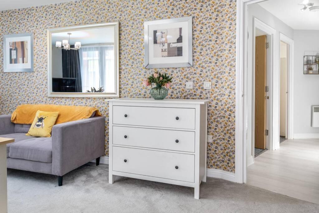 Luxury 2Bed Spacious Apartment- City Centre- Free Parking Μπέρμιγχαμ Εξωτερικό φωτογραφία